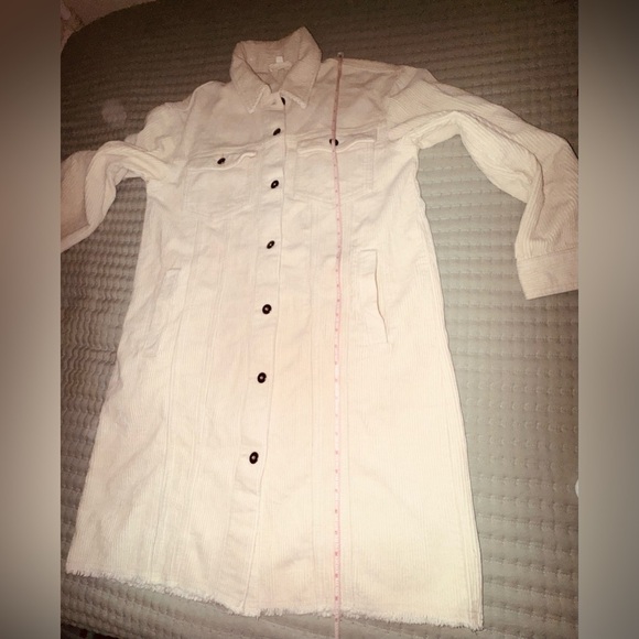 GeeGee Cream Corduroy Button-Up shirt/Jacket dress.  Size M  VGUC - Picture 7 of 12